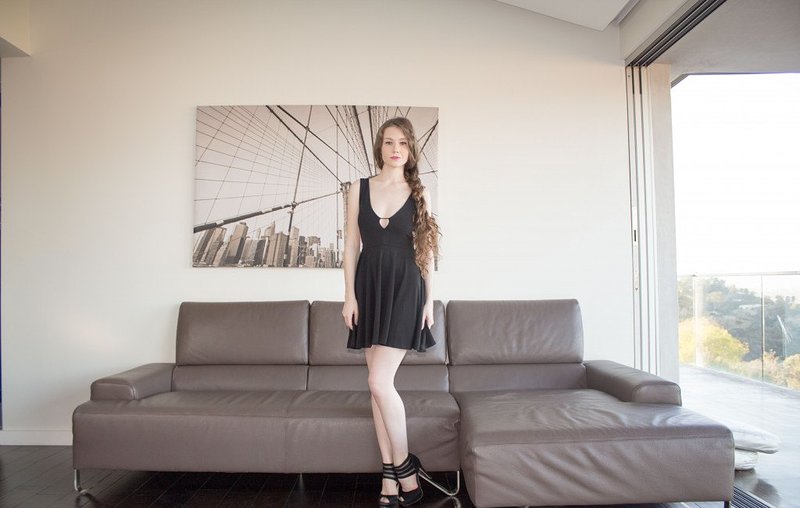 Нина, 24 года, 0 размер груди